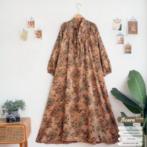 Avara Dress