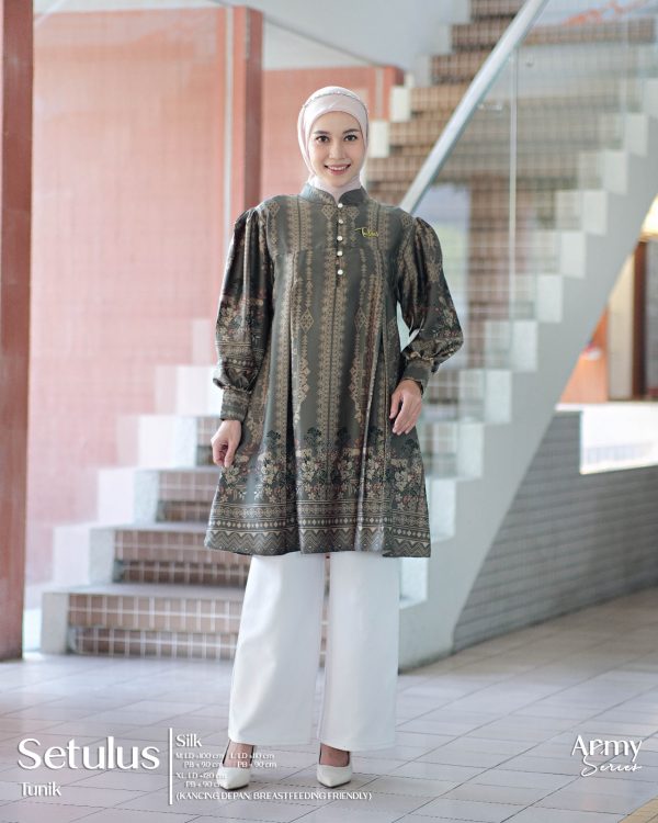 Setulus Tunik