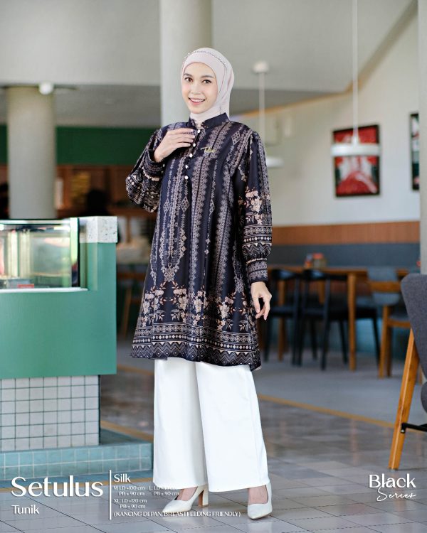 Setulus Tunik