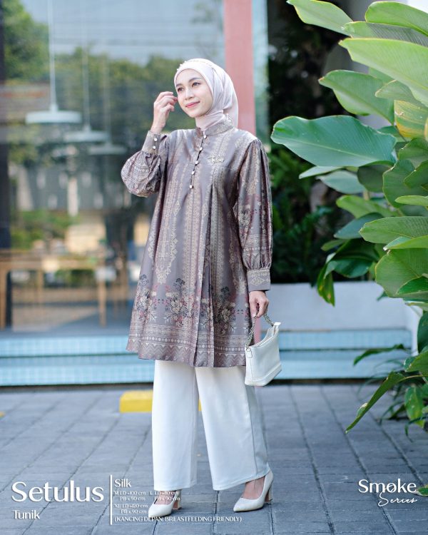 Setulus Tunik
