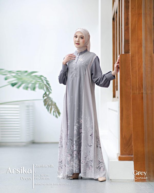 Arsika Dress
