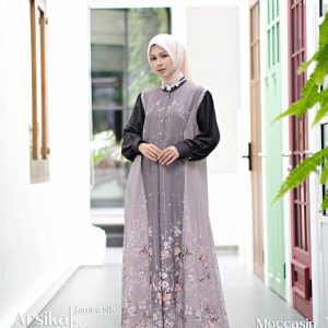 Arsika Dress