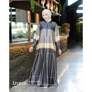Izumi Dress