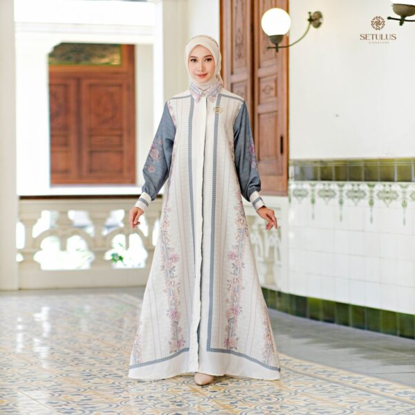 Radhia Dress