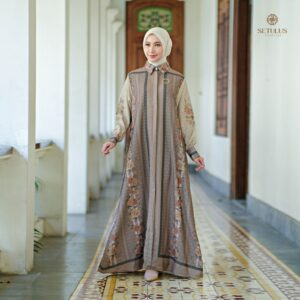 Radhia Dress