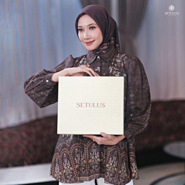 Setulus Signature Box Hampers 2027