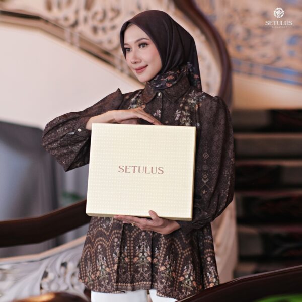 Setulus Signature Box Hampers 2027